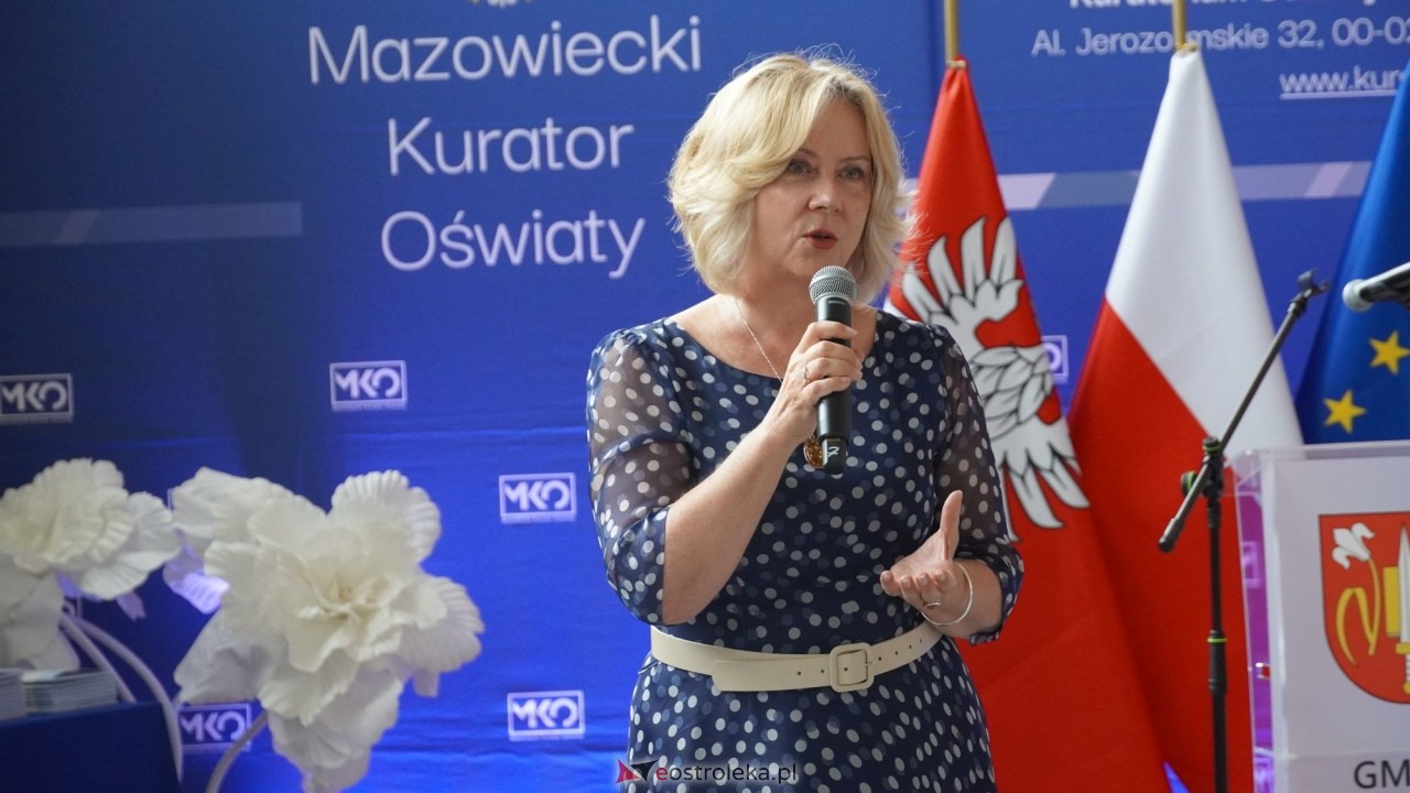 Wręcznie aktów nadania stopnia awansu zawodowego nauczyciela dyplomowanego [04.09.2026] - zdjęcie #211 - eOstroleka.pl