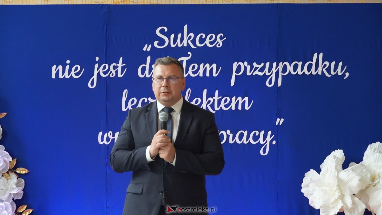Wręcznie aktów nadania stopnia awansu zawodowego nauczyciela dyplomowanego [04.09.2026] - zdjęcie #193 - eOstroleka.pl