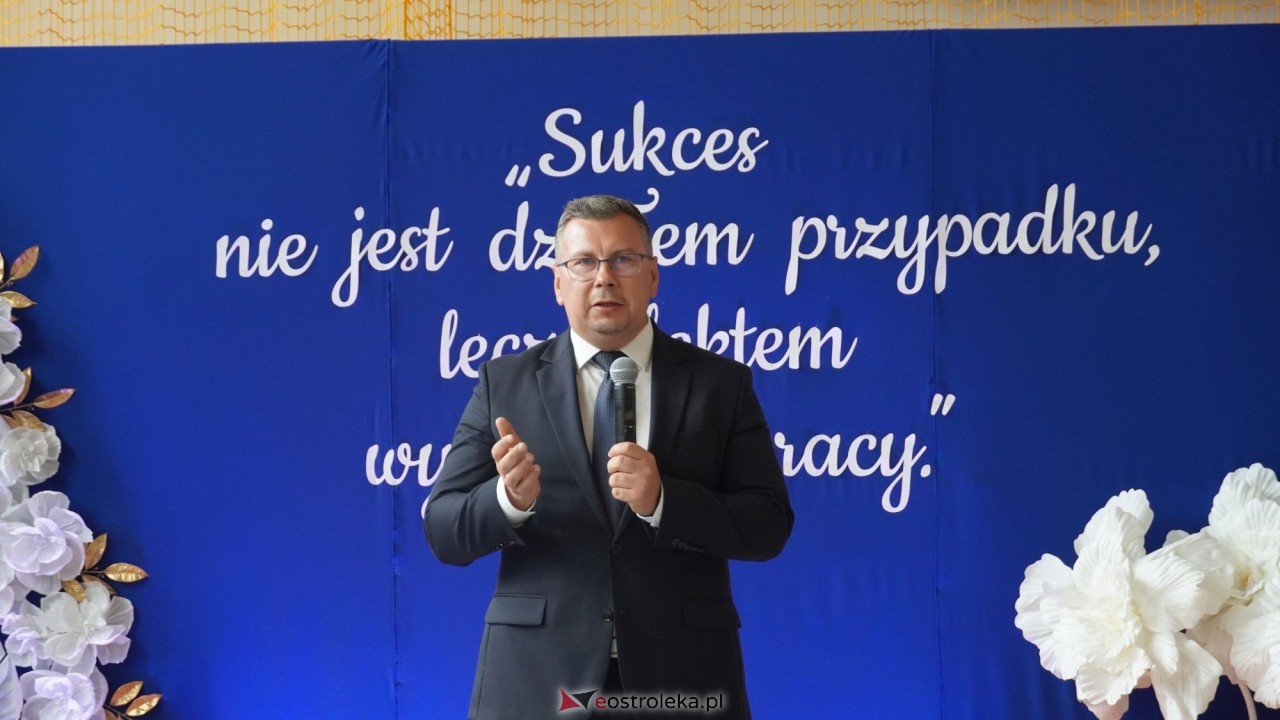 Wręcznie aktów nadania stopnia awansu zawodowego nauczyciela dyplomowanego [04.09.2026] - zdjęcie #185 - eOstroleka.pl