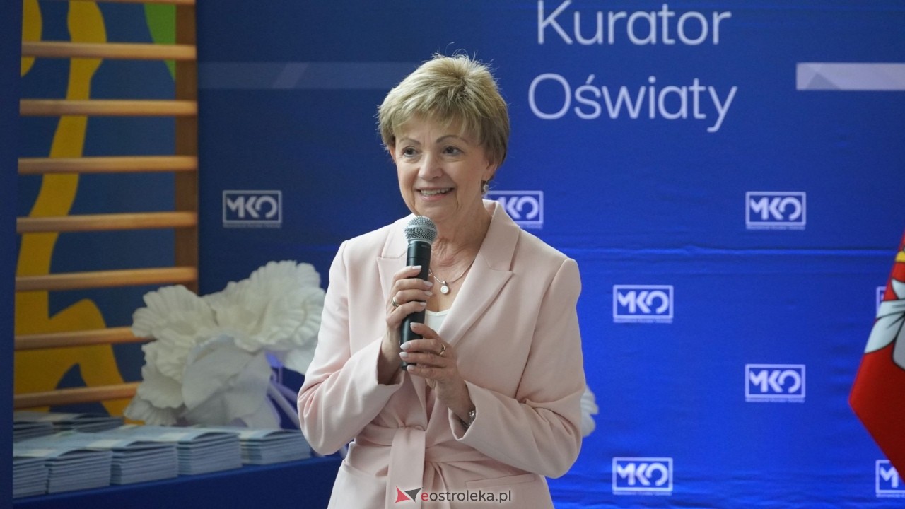 Wręcznie aktów nadania stopnia awansu zawodowego nauczyciela dyplomowanego [04.09.2026] - zdjęcie #165 - eOstroleka.pl