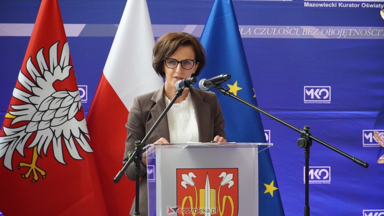 Wręcznie aktów nadania stopnia awansu zawodowego nauczyciela dyplomowanego [04.09.2026] - zdjęcie #163 - eOstroleka.pl