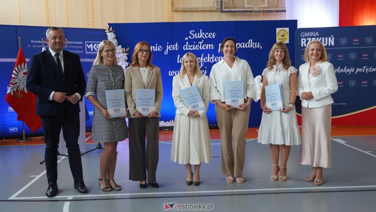 Wręcznie aktów nadania stopnia awansu zawodowego nauczyciela dyplomowanego [04.09.2026] - zdjęcie #143 - eOstroleka.pl
