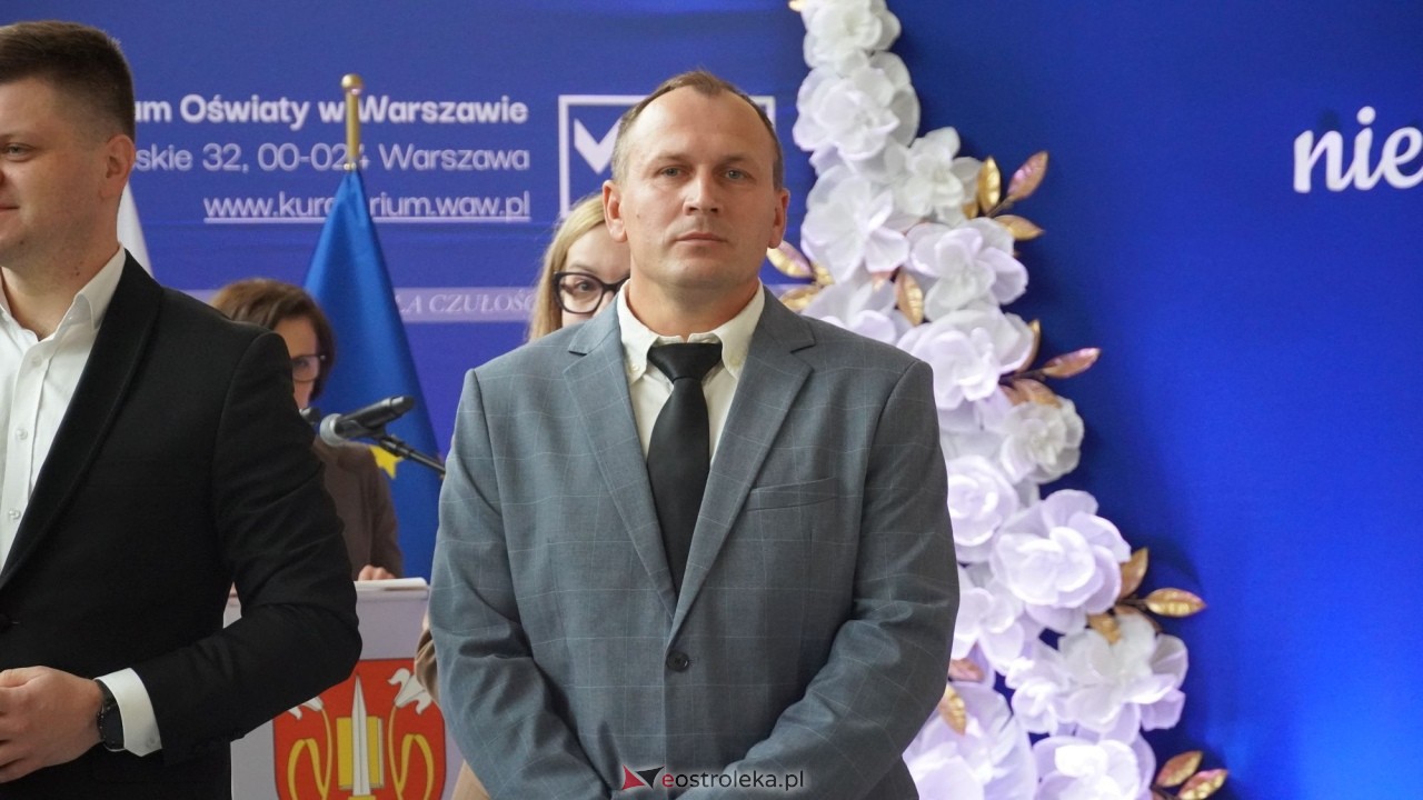 Wręcznie aktów nadania stopnia awansu zawodowego nauczyciela dyplomowanego [04.09.2026] - zdjęcie #139 - eOstroleka.pl