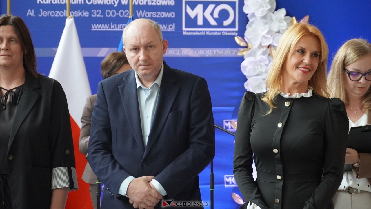 Wręcznie aktów nadania stopnia awansu zawodowego nauczyciela dyplomowanego [04.09.2026] - zdjęcie #107 - eOstroleka.pl