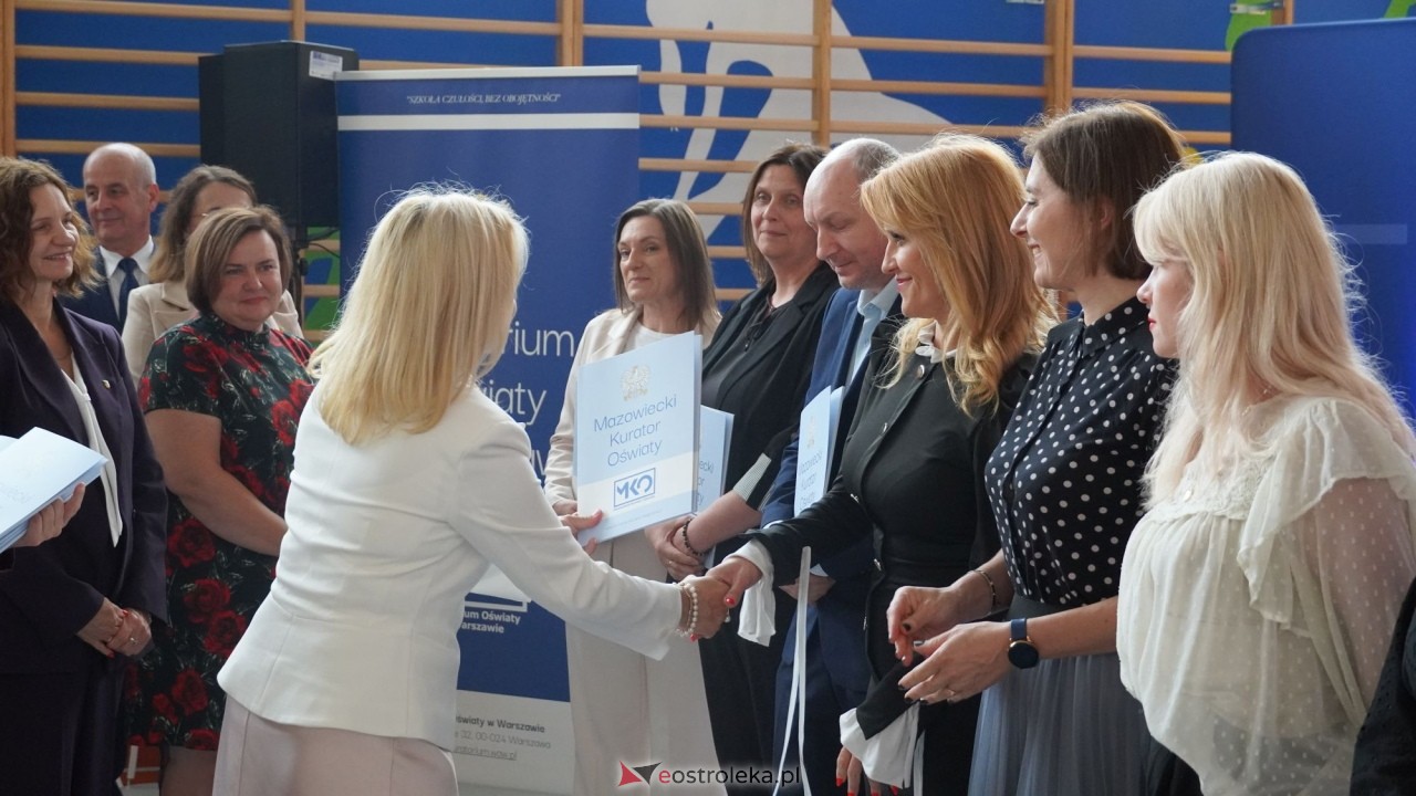 Wręcznie aktów nadania stopnia awansu zawodowego nauczyciela dyplomowanego [04.09.2026] - zdjęcie #91 - eOstroleka.pl