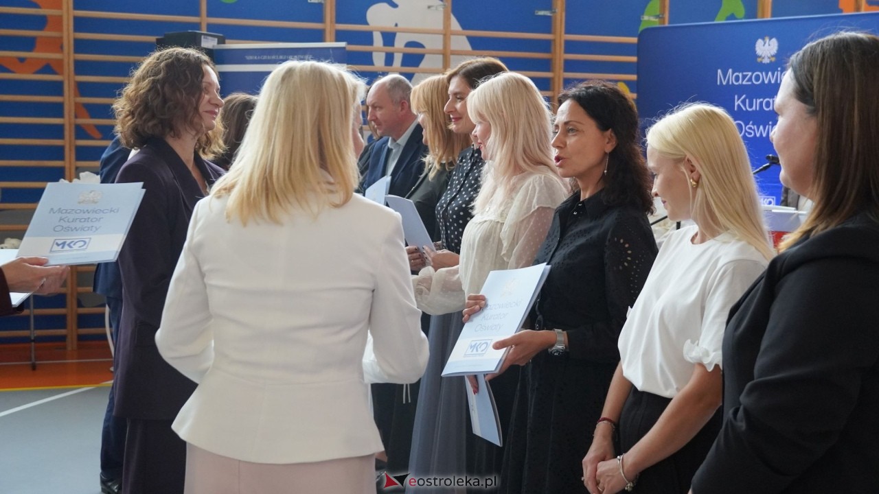 Wręcznie aktów nadania stopnia awansu zawodowego nauczyciela dyplomowanego [04.09.2026] - zdjęcie #85 - eOstroleka.pl