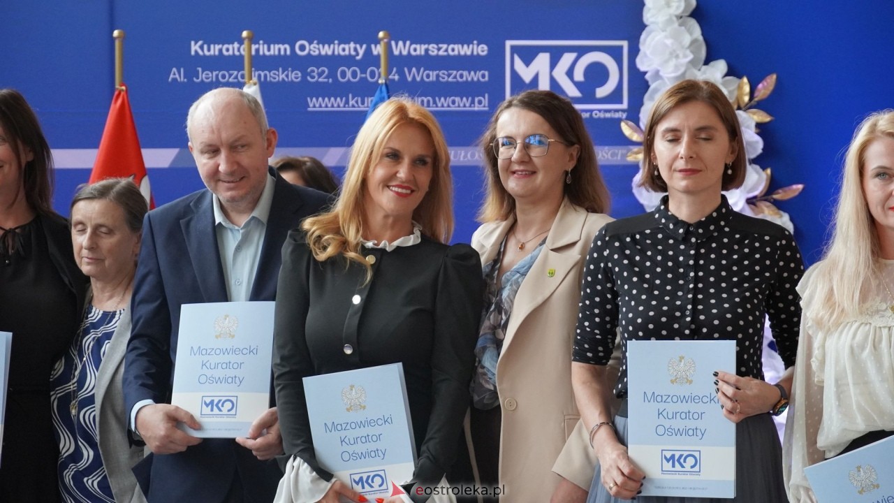 Wręcznie aktów nadania stopnia awansu zawodowego nauczyciela dyplomowanego [04.09.2026] - zdjęcie #75 - eOstroleka.pl