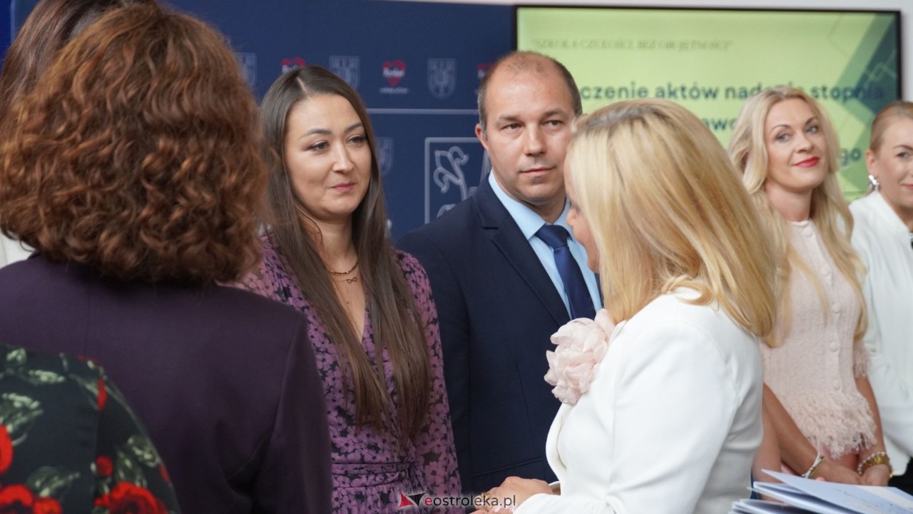 Wręcznie aktów nadania stopnia awansu zawodowego nauczyciela dyplomowanego [04.09.2026] - zdjęcie #57 - eOstroleka.pl