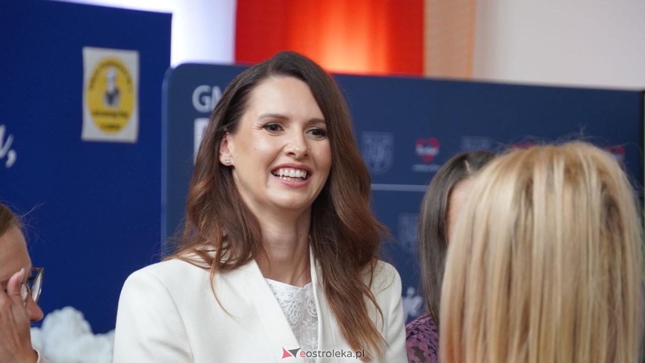 Wręcznie aktów nadania stopnia awansu zawodowego nauczyciela dyplomowanego [04.09.2026] - zdjęcie #56 - eOstroleka.pl