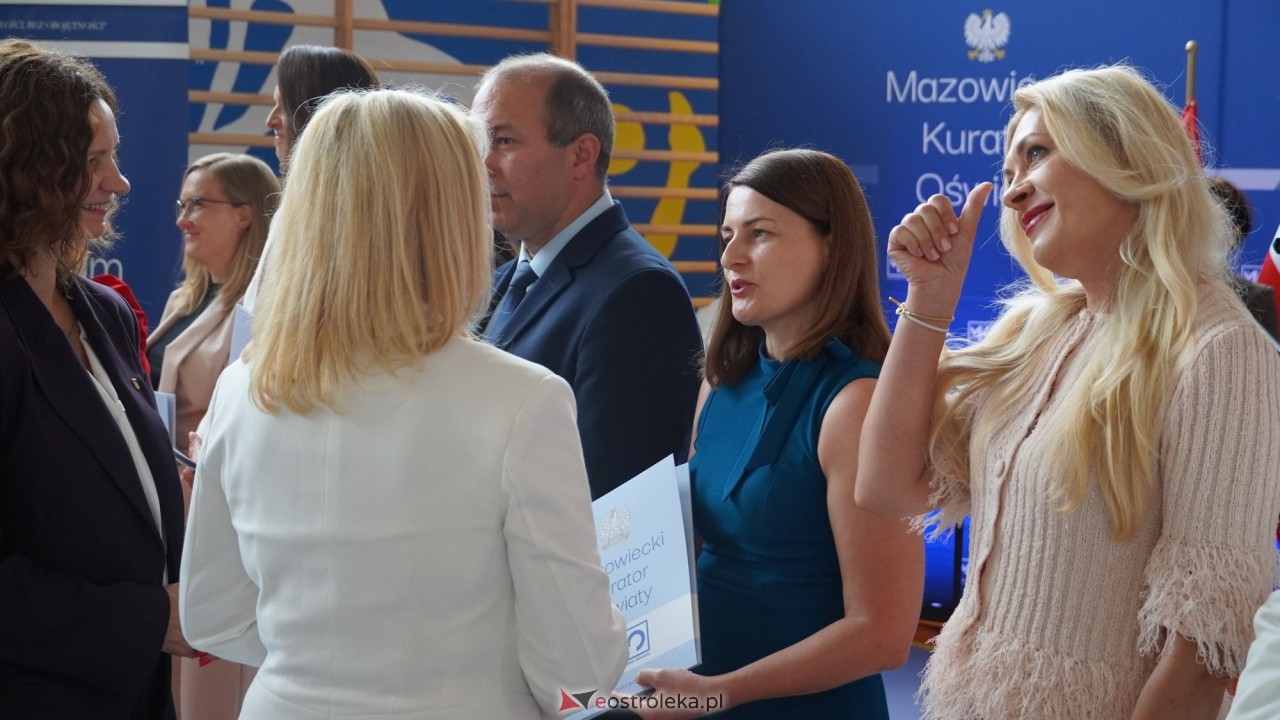 Wręcznie aktów nadania stopnia awansu zawodowego nauczyciela dyplomowanego [04.09.2026] - zdjęcie #55 - eOstroleka.pl