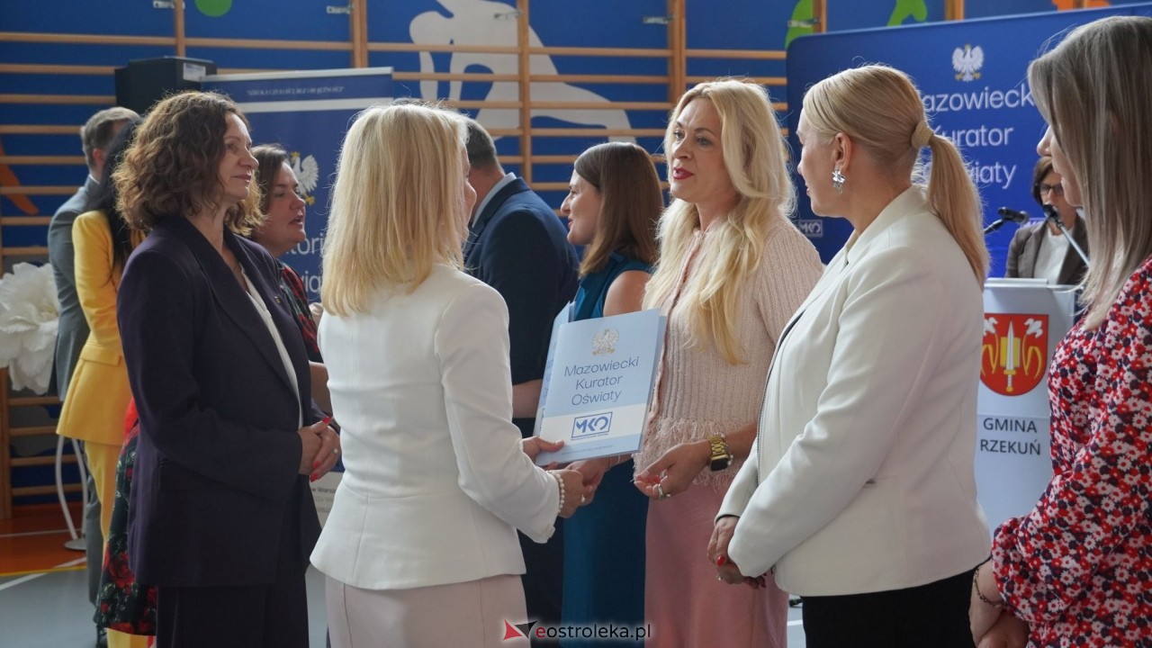 Wręcznie aktów nadania stopnia awansu zawodowego nauczyciela dyplomowanego [04.09.2026] - zdjęcie #54 - eOstroleka.pl
