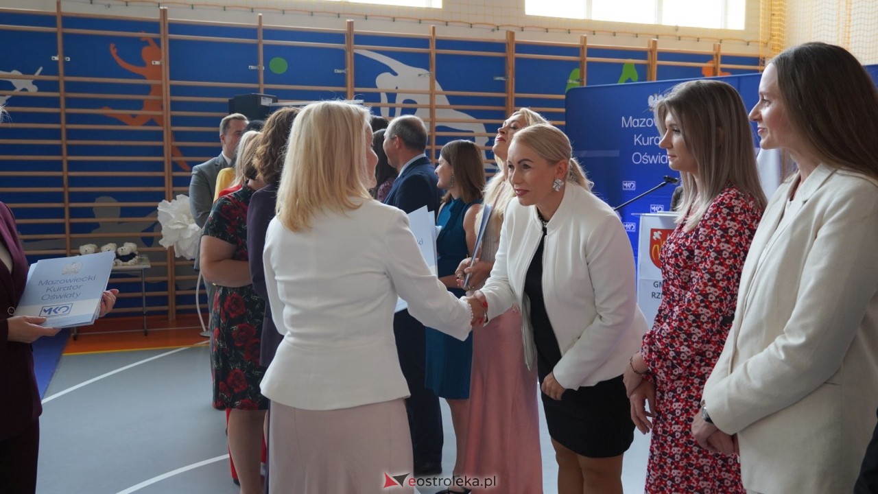 Wręcznie aktów nadania stopnia awansu zawodowego nauczyciela dyplomowanego [04.09.2026] - zdjęcie #53 - eOstroleka.pl