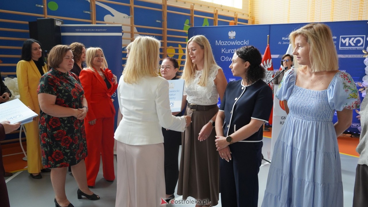 Wręcznie aktów nadania stopnia awansu zawodowego nauczyciela dyplomowanego [04.09.2026] - zdjęcie #36 - eOstroleka.pl