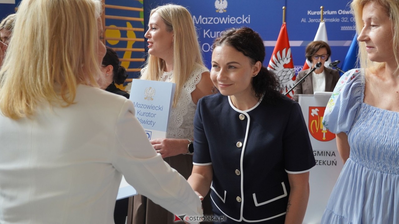 Wręcznie aktów nadania stopnia awansu zawodowego nauczyciela dyplomowanego [04.09.2026] - zdjęcie #34 - eOstroleka.pl