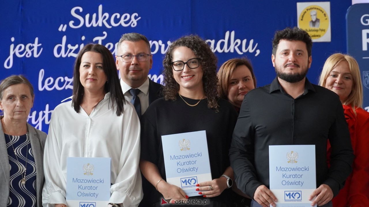 Wręcznie aktów nadania stopnia awansu zawodowego nauczyciela dyplomowanego [04.09.2026] - zdjęcie #174 - eOstroleka.pl