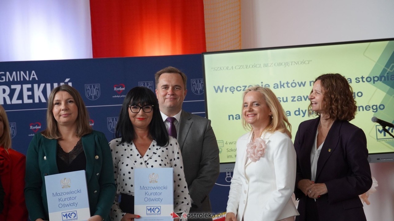 Wręcznie aktów nadania stopnia awansu zawodowego nauczyciela dyplomowanego [04.09.2026] - zdjęcie #170 - eOstroleka.pl