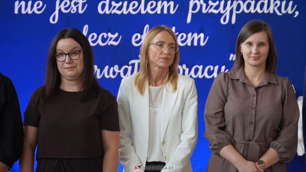 Wręcznie aktów nadania stopnia awansu zawodowego nauczyciela dyplomowanego [04.09.2026] - zdjęcie #130 - eOstroleka.pl