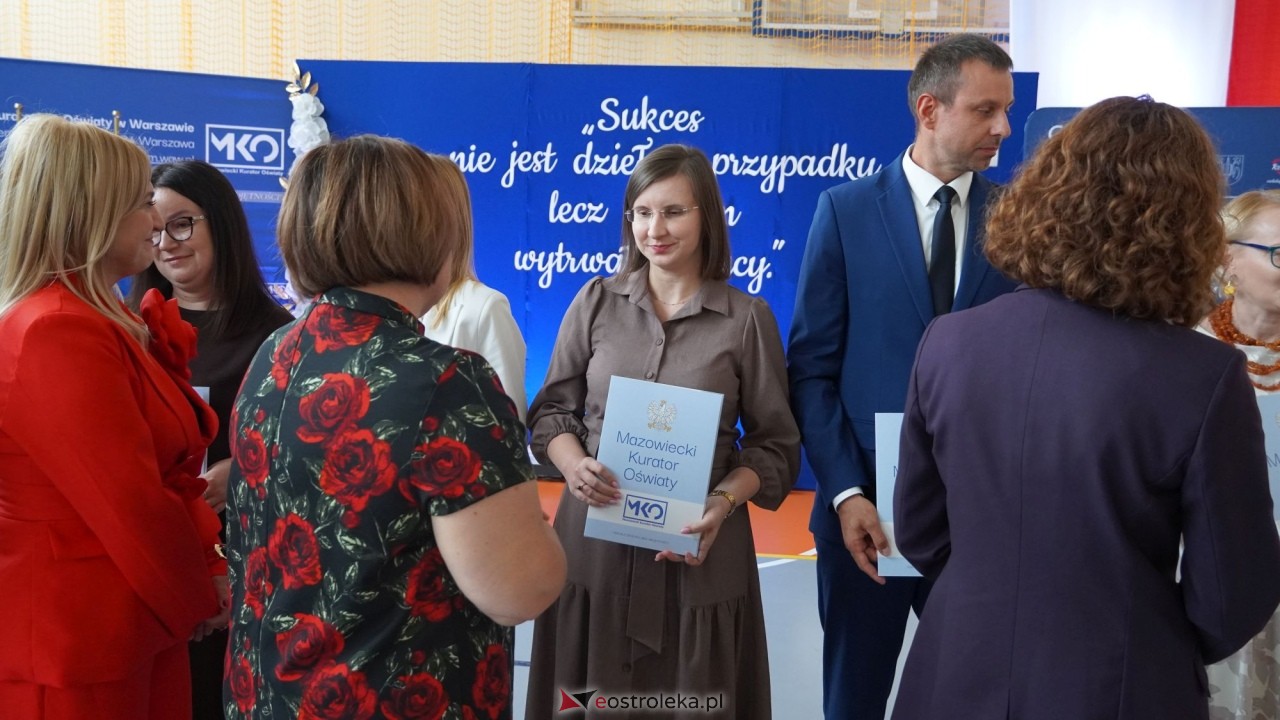 Wręcznie aktów nadania stopnia awansu zawodowego nauczyciela dyplomowanego [04.09.2026] - zdjęcie #116 - eOstroleka.pl
