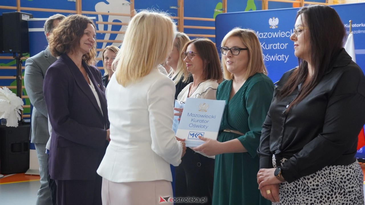 Wręcznie aktów nadania stopnia awansu zawodowego nauczyciela dyplomowanego [04.09.2026] - zdjęcie #82 - eOstroleka.pl