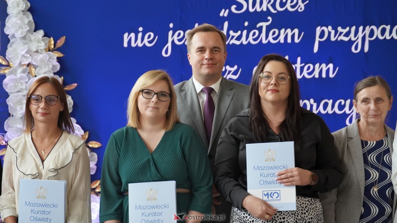 Wręcznie aktów nadania stopnia awansu zawodowego nauczyciela dyplomowanego [04.09.2026] - zdjęcie #70 - eOstroleka.pl