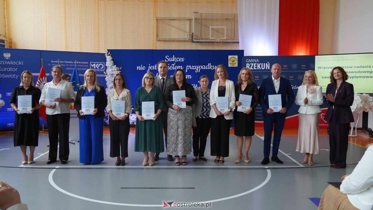 Wręcznie aktów nadania stopnia awansu zawodowego nauczyciela dyplomowanego [04.09.2026] - zdjęcie #66 - eOstroleka.pl