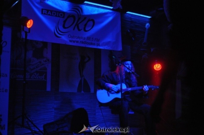 Paweł Drak Grzegorczyk zagrał niecodzienny koncert w Avalonie [29.XII.2011] - zdjęcie #3 - eOstroleka.pl