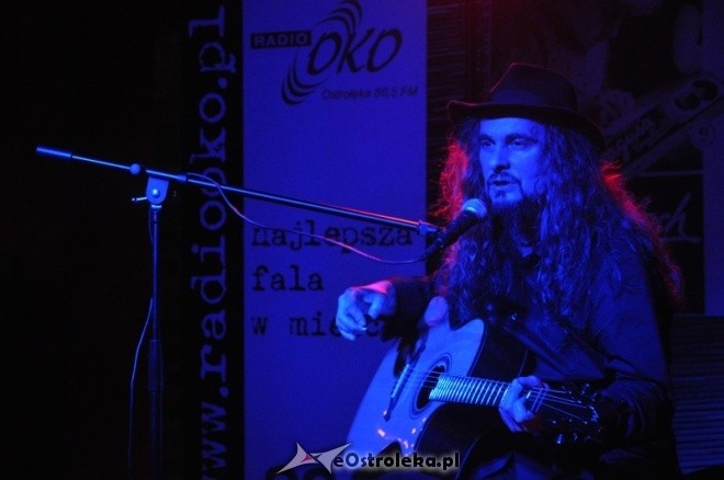 Paweł Drak Grzegorczyk zagrał niecodzienny koncert w Avalonie [29.XII.2011] - zdjęcie #9 - eOstroleka.pl
