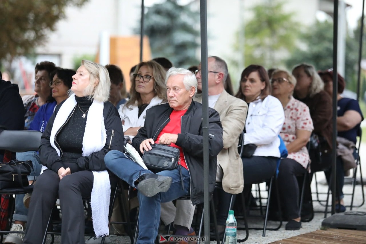 Narodowe Czytanie i recital Jakuba Milewskiego w Czerwinie [04.09.2026] - zdjęcie #65 - eOstroleka.pl