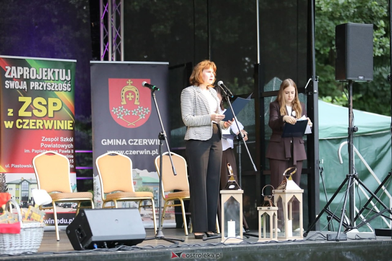 Narodowe Czytanie i recital Jakuba Milewskiego w Czerwinie [04.09.2026] - zdjęcie #63 - eOstroleka.pl