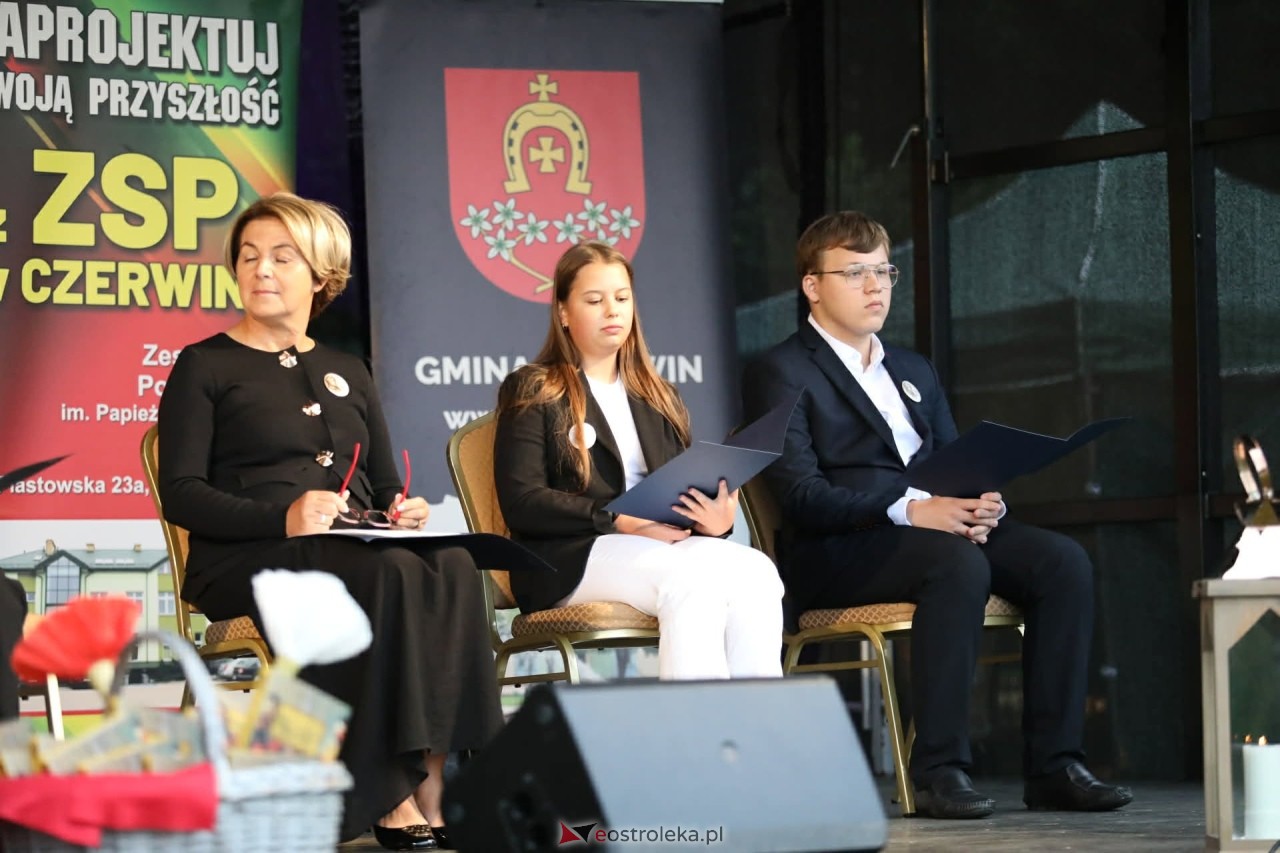 Narodowe Czytanie i recital Jakuba Milewskiego w Czerwinie [04.09.2026] - zdjęcie #31 - eOstroleka.pl