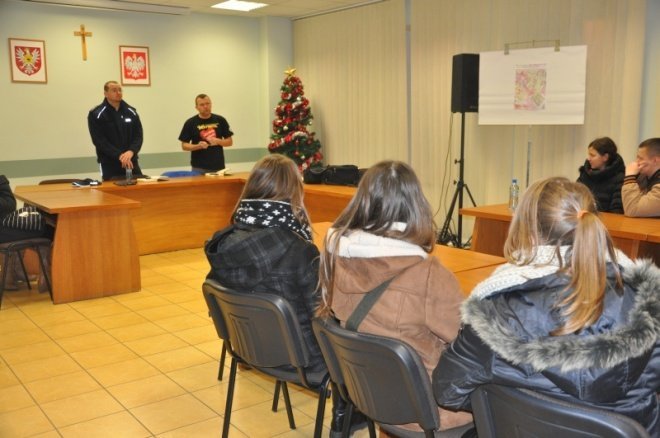 XX finał WOŚP: Spotkania z wolontariuszami [3.I.2011] - zdjęcie #12 - eOstroleka.pl
