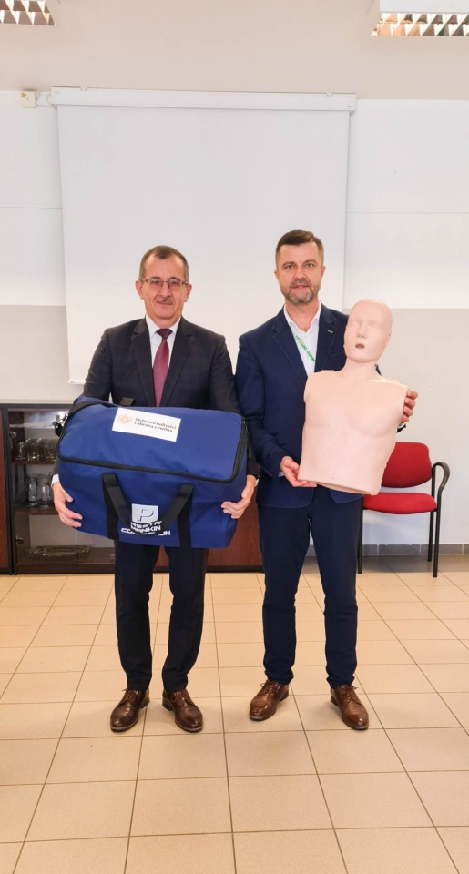 Fantomy do nauki RKO w ostrołęckich szkołach [08.09.2026] - zdjęcie #7 - eOstroleka.pl