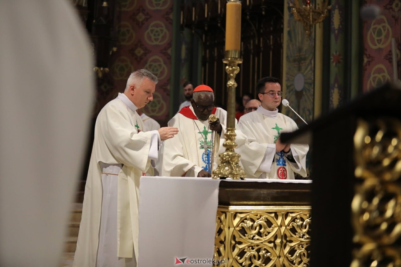 Kardynał Robert Sarah w Myszyńcu [11.09.2026] - zdjęcie #69 - eOstroleka.pl