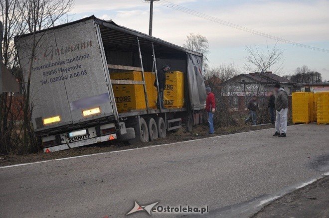 Wypadek w Krukach [04.I.2012] - zdjęcie #5 - eOstroleka.pl