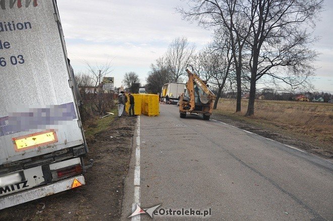 Wypadek w Krukach [04.I.2012] - zdjęcie #8 - eOstroleka.pl