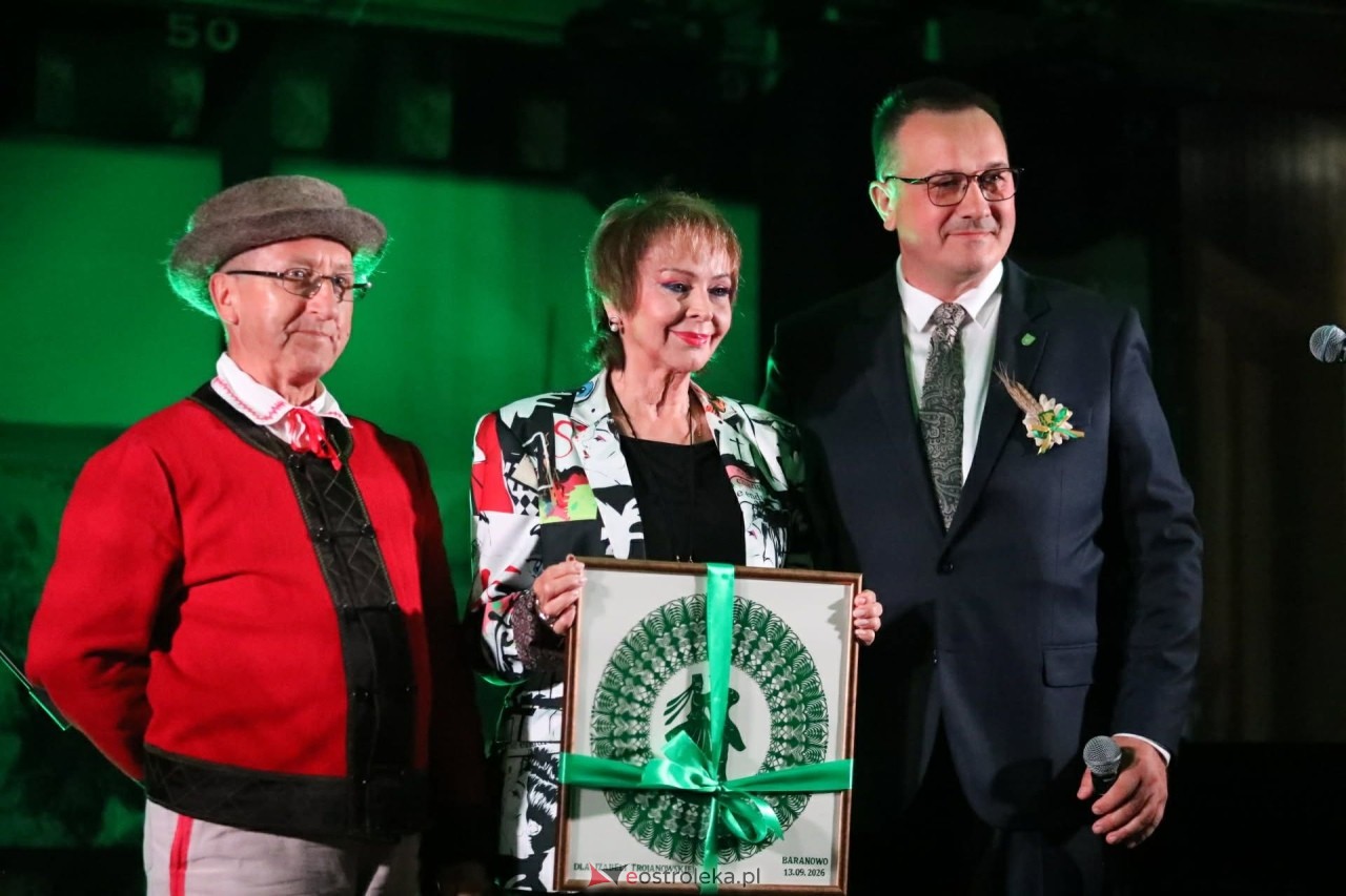 Dożynki w Baranowie - koncert Izabeli Trojanowskiej i Agaty Buczkowskiej [13.09.2026] - zdjęcie #54 - eOstroleka.pl