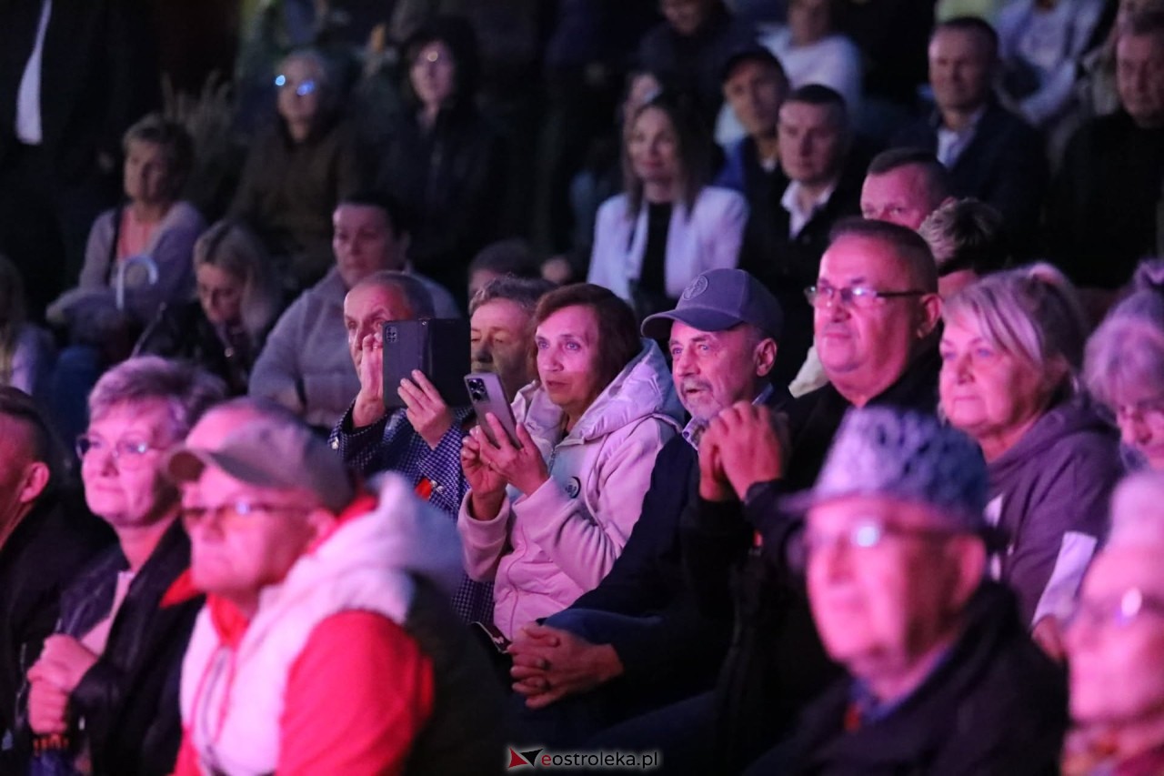 Dożynki w Baranowie - koncert Izabeli Trojanowskiej i Agaty Buczkowskiej [13.09.2026] - zdjęcie #23 - eOstroleka.pl