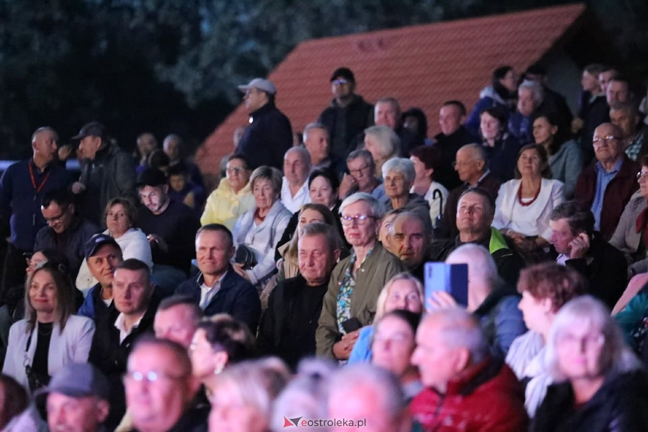 Dożynki w Baranowie - koncert Izabeli Trojanowskiej i Agaty Buczkowskiej [13.09.2026] - zdjęcie #3 - eOstroleka.pl