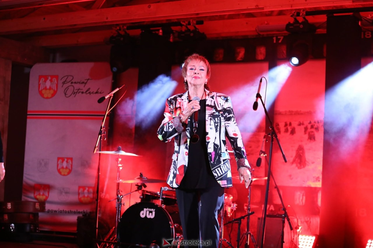 Dożynki w Baranowie - koncert Izabeli Trojanowskiej i Agaty Buczkowskiej [13.09.2026] - zdjęcie #1 - eOstroleka.pl
