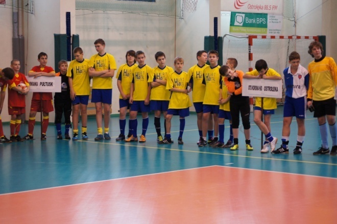 Piłkarski Turniej Noworoczny dla rocznika 1998 [06.01.2012] - zdjęcie #49 - eOstroleka.pl
