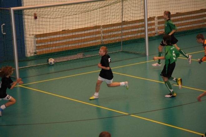 Piłkarski Turniej Noworoczny dla rocznika 1998 [06.01.2012] - zdjęcie #29 - eOstroleka.pl
