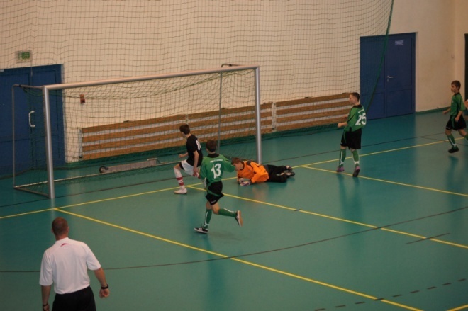 Piłkarski Turniej Noworoczny dla rocznika 1998 [06.01.2012] - zdjęcie #34 - eOstroleka.pl