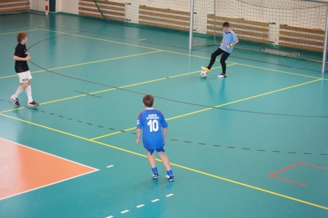 Piłkarski Turniej Noworoczny dla rocznika 1998 [06.01.2012] - zdjęcie #7 - eOstroleka.pl