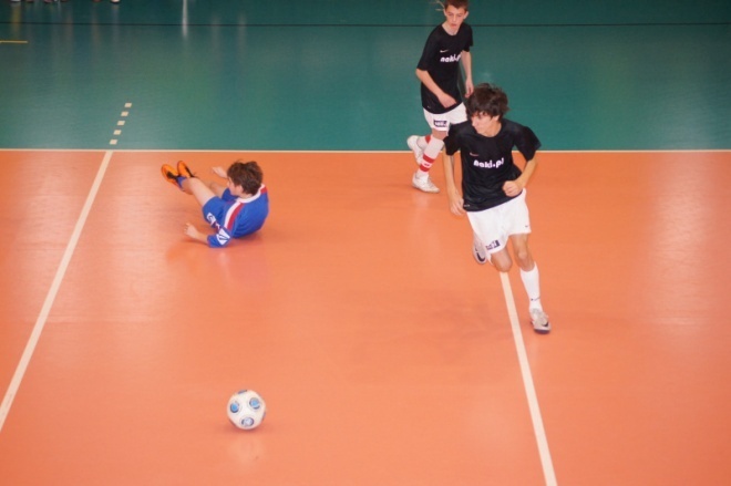 Piłkarski Turniej Noworoczny dla rocznika 1998 [06.01.2012] - zdjęcie #4 - eOstroleka.pl