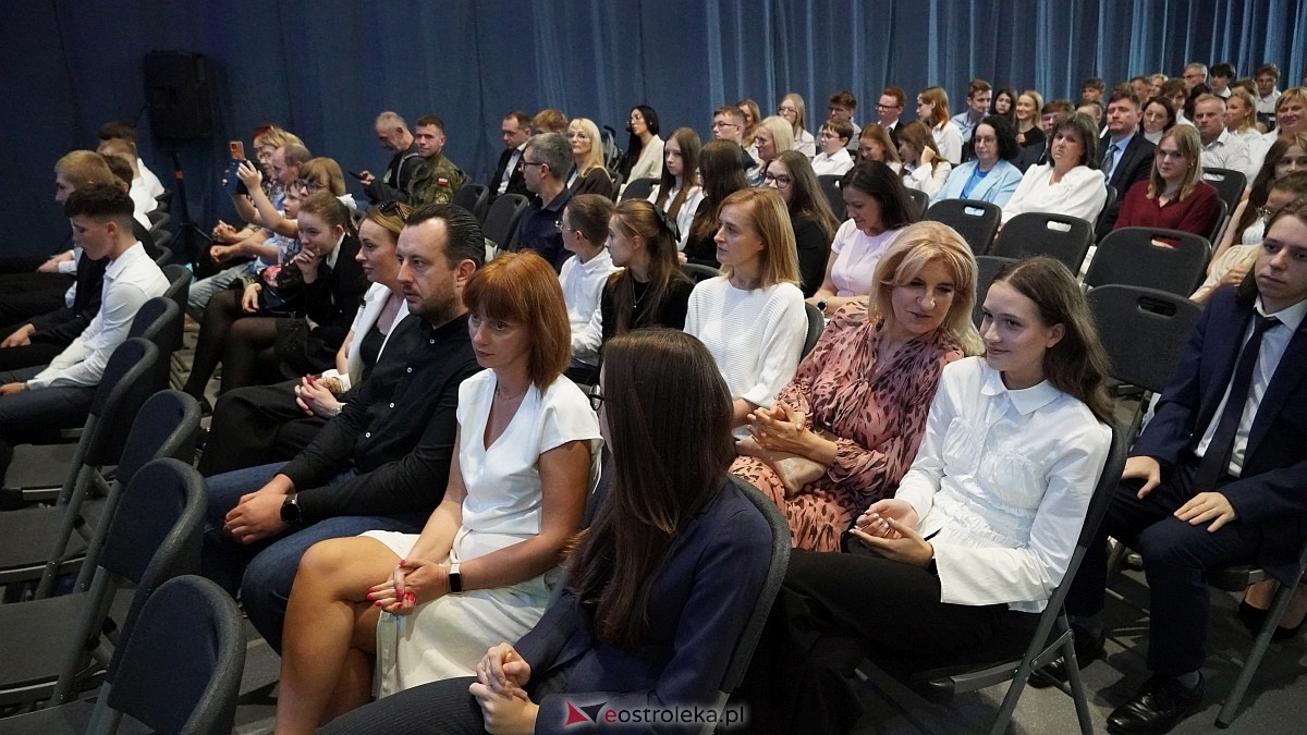 XIX Samorządowa Gala Uczniowska w Ostrołęce [16.09.2026] - zdjęcie #144 - eOstroleka.pl