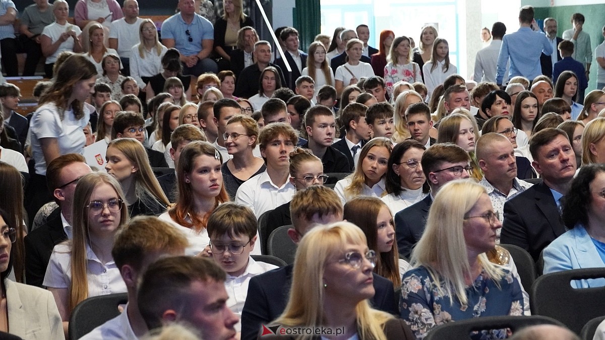 XIX Samorządowa Gala Uczniowska w Ostrołęce [16.09.2026] - zdjęcie #87 - eOstroleka.pl