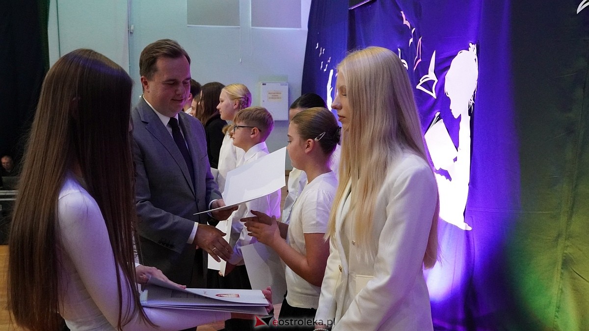 XIX Samorządowa Gala Uczniowska w Ostrołęce [16.09.2026] - zdjęcie #72 - eOstroleka.pl
