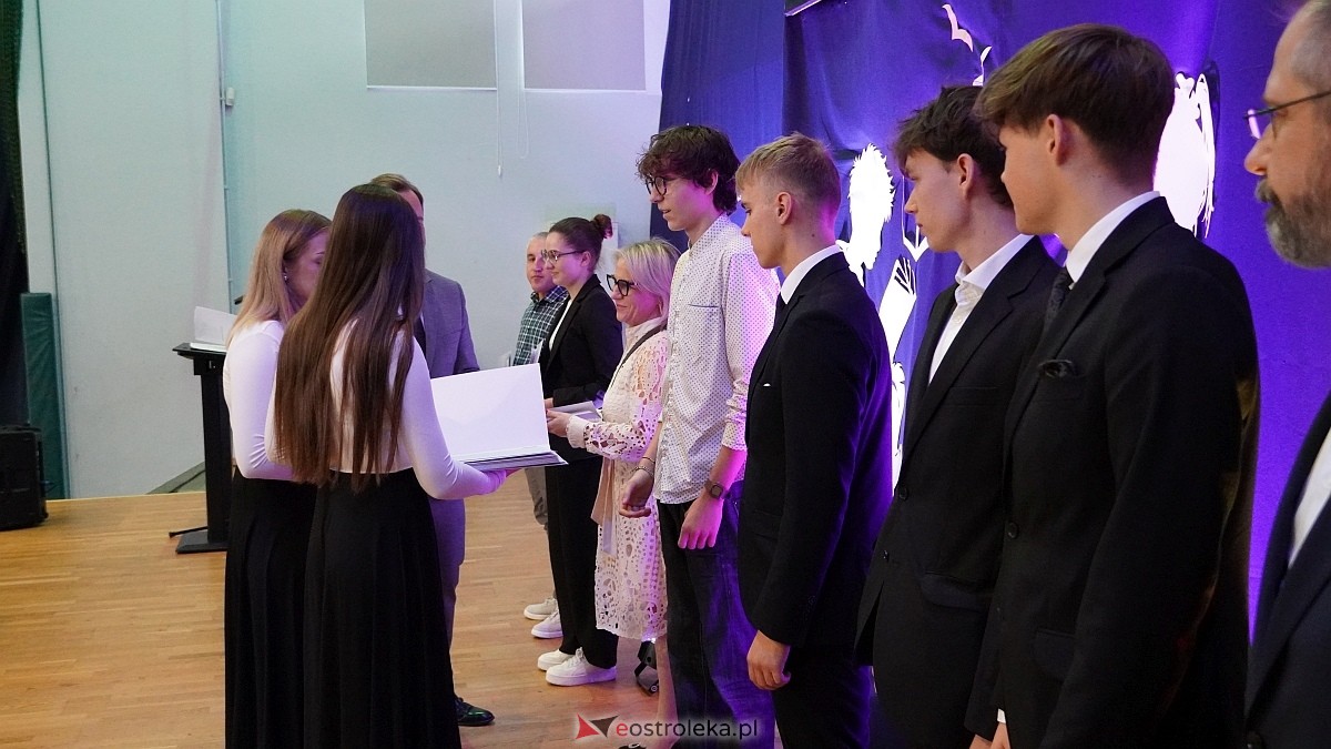 XIX Samorządowa Gala Uczniowska w Ostrołęce [16.09.2026] - zdjęcie #44 - eOstroleka.pl