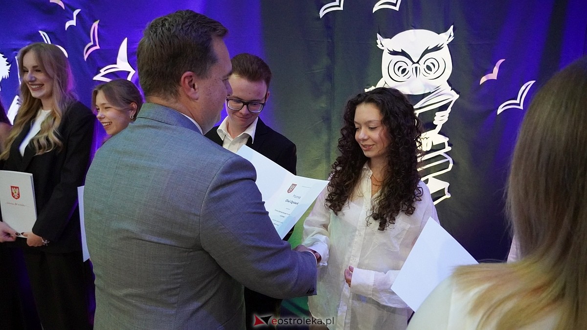 XIX Samorządowa Gala Uczniowska w Ostrołęce [16.09.2026] - zdjęcie #22 - eOstroleka.pl