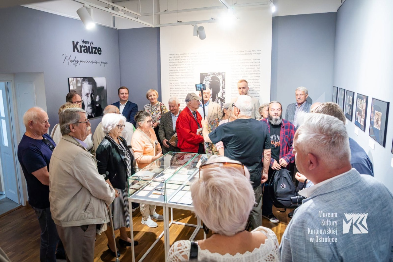 Nowa wystawa w Muzeum Kultury Kurpiowskiej Ostrołęce. Zobacz niezwykłą twórczość Henryka Krauzego [17.09.2026] - zdjęcie #3 - eOstroleka.pl